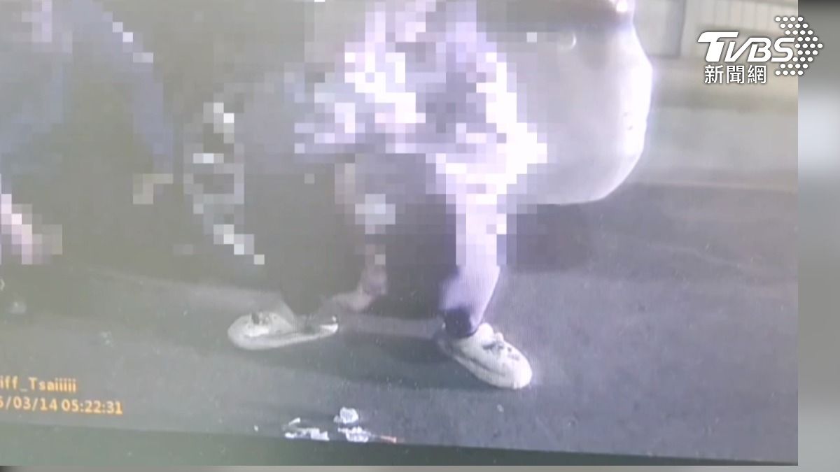 毒駕載妻兒！9月大嬰在懷中　海洛因從副駕媽媽身上掉落