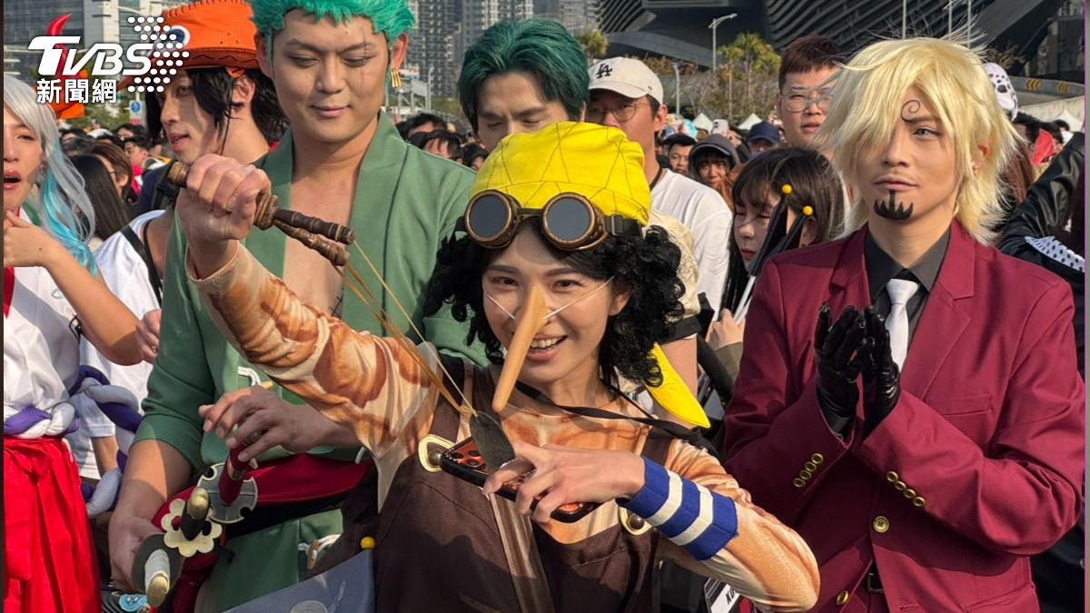 「媽祖護航!草帽海賊大遊行」直擊 主角群來了!長腿辣妹羅賓排排走