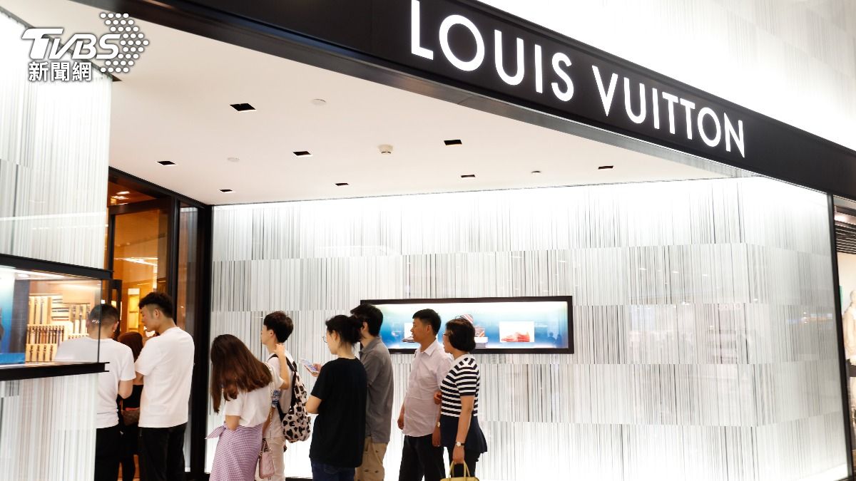 二手市場網熱議！內行人曝：LV「這款包」最保值