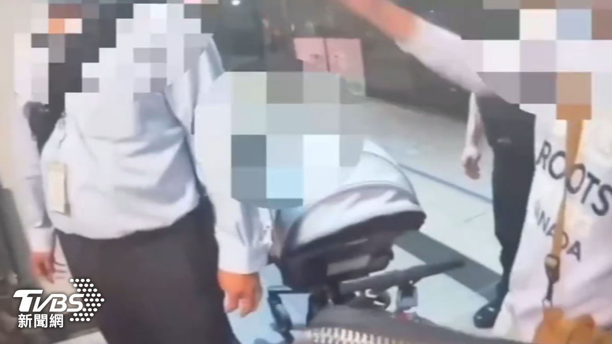 獨家影音/「判斷你搭不下」78歲婦搶搭電梯!夫妻推嬰兒車排隊氣炸爆衝突