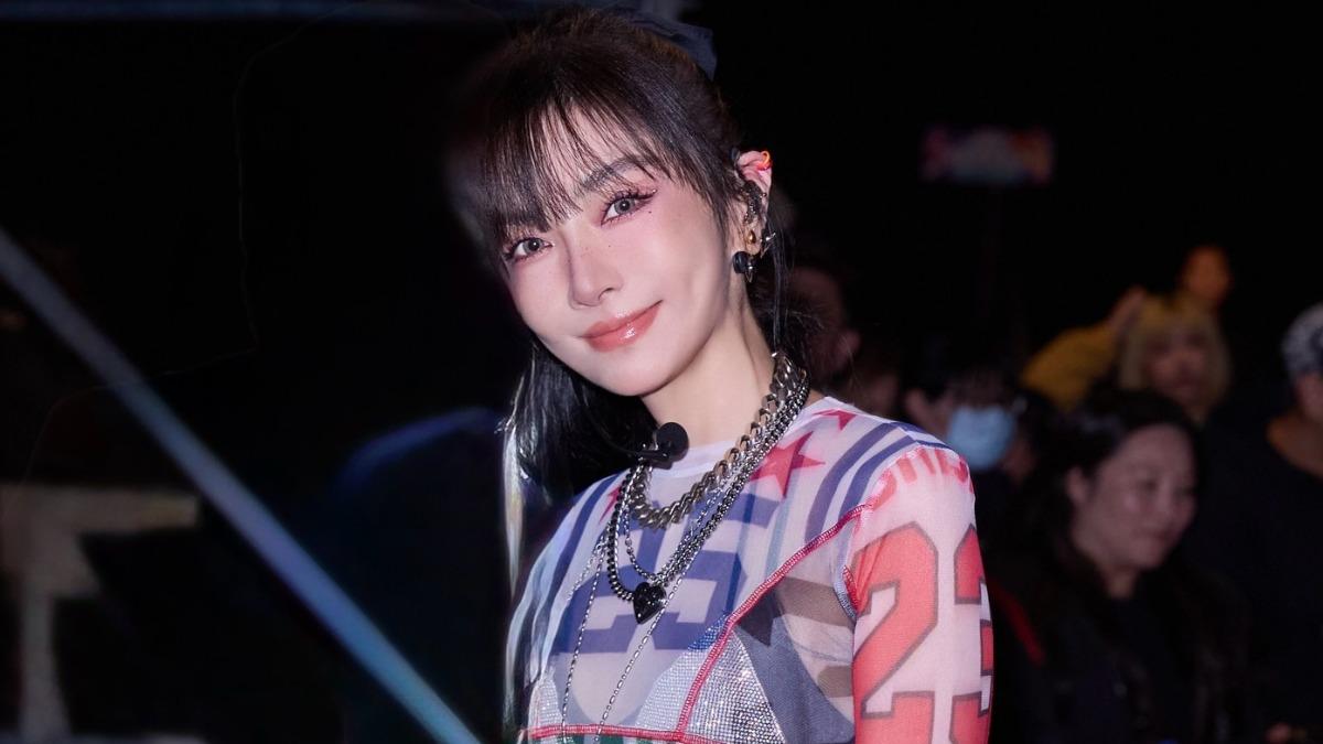 謝金燕51歲穿「迷你裙」辣舞！凍齡內幕曝光　百萬人嚇傻
