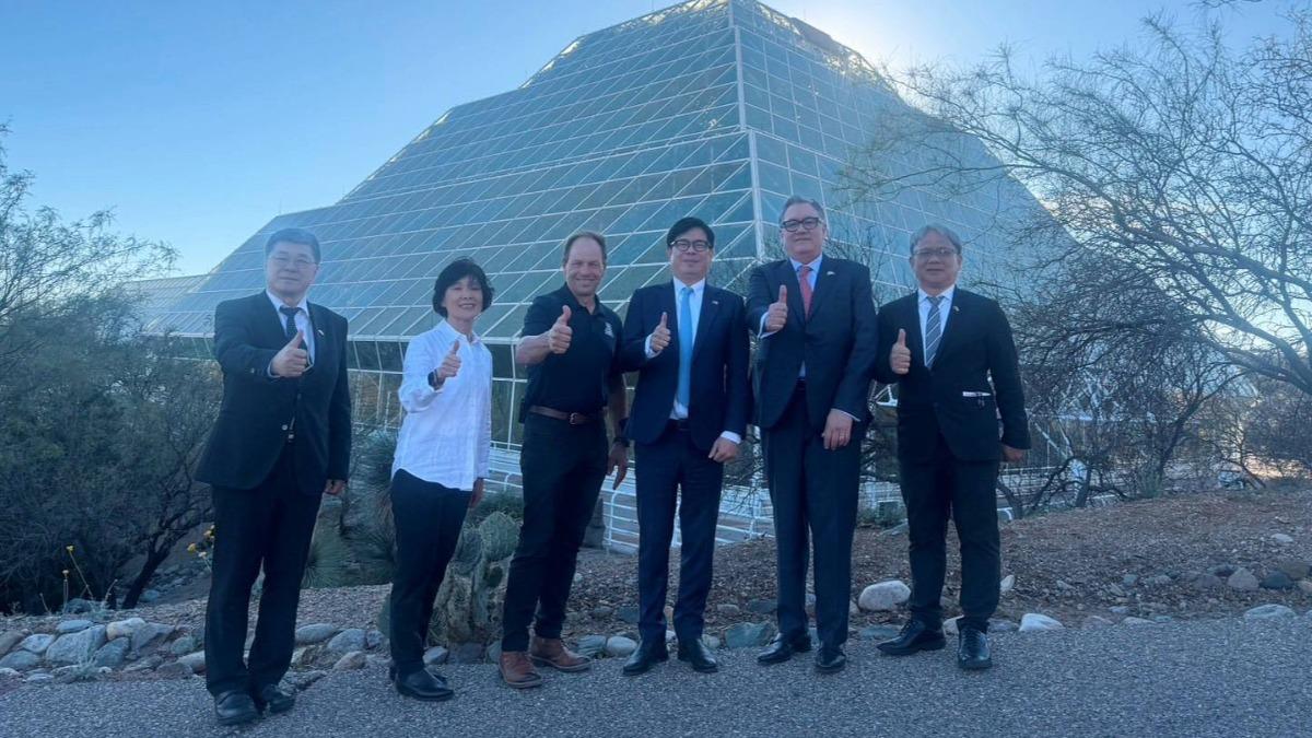 陳其邁訪美國氣候變遷研究設施 借鏡生態研究經驗