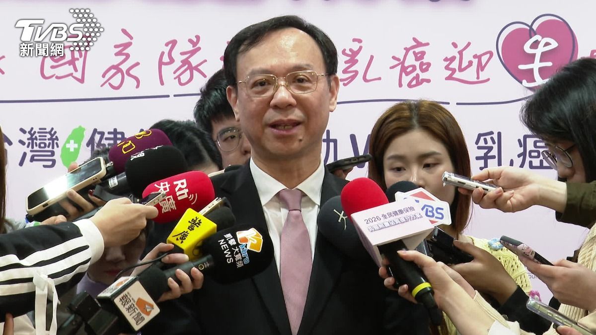 衛福部長石崇良表示,目前按照原本的期程規劃健康幣制度。(圖/TVBS)