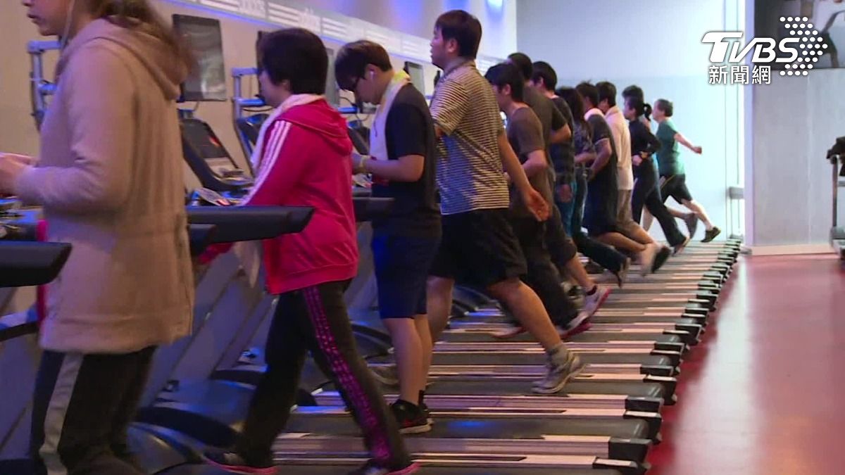 健康幣點數初步規畫可作為折抵運動場館費用。(圖/TVBS)