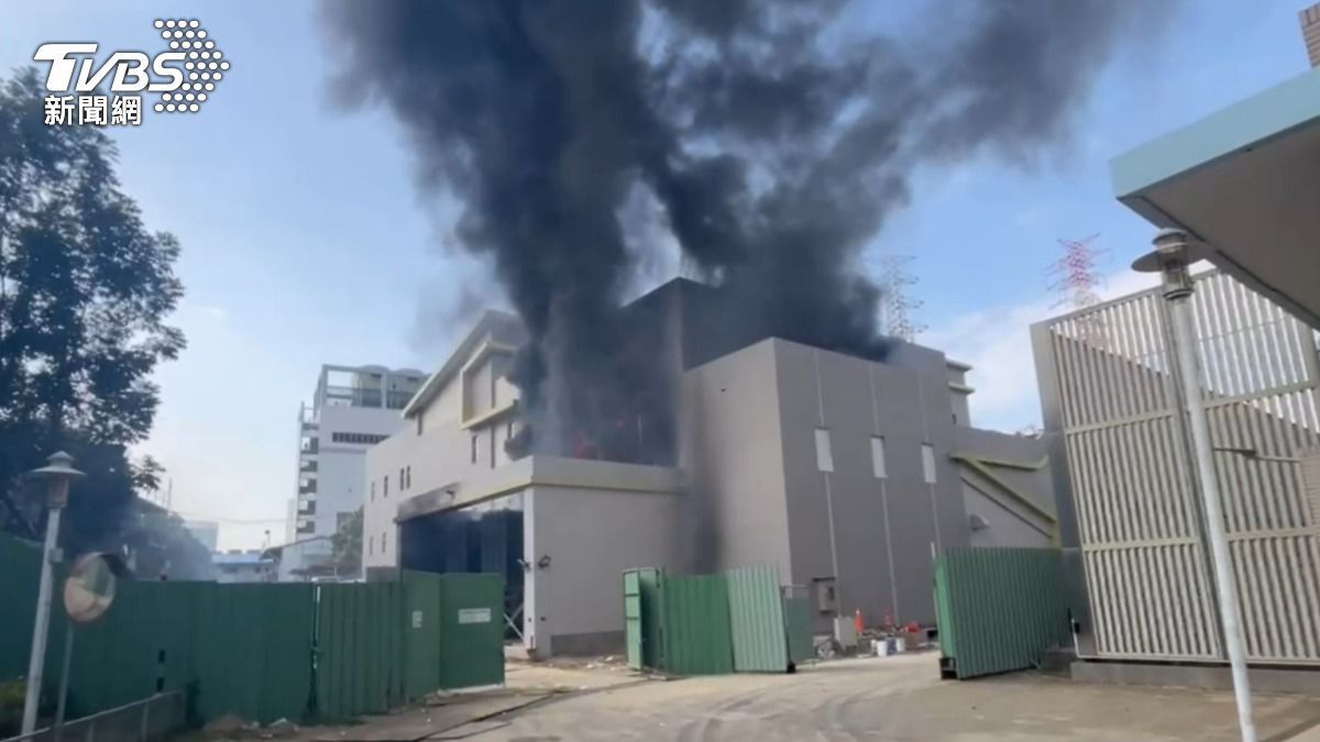 竹科「竹園超高壓變電所」火警。（圖／TVBS）