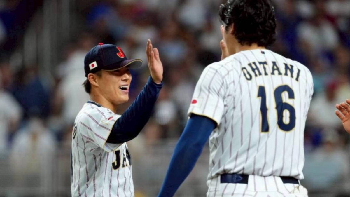 大谷翔平與山本由伸擊掌。(圖/翻攝自大谷翔平IG)