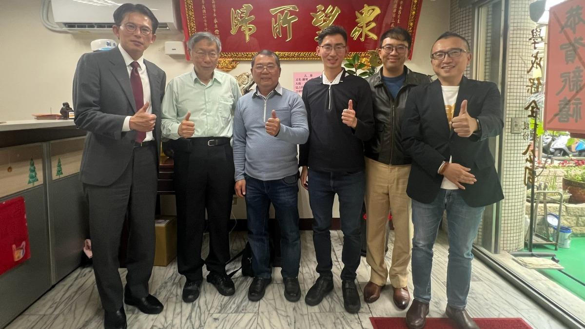 黃承鋒在與柯文哲及黃國昌密談後宣布退選。(圖/翻攝自黃承鋒臉書)