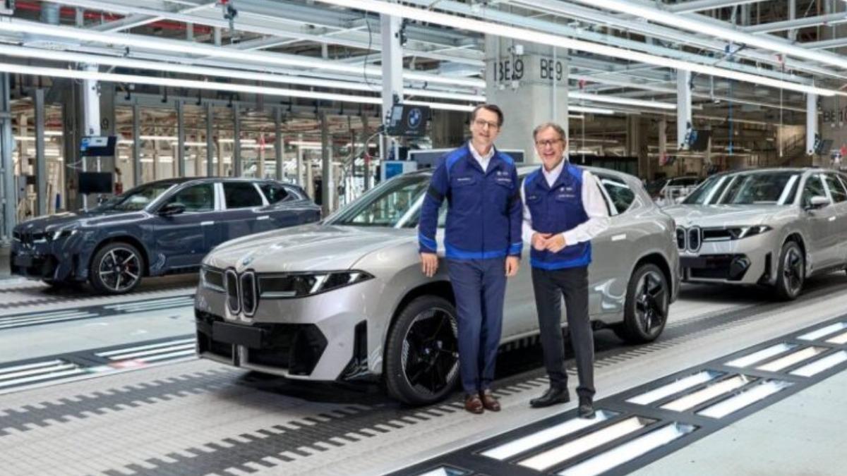 目前iX3主要於匈牙利德布勒森(Debrecen)工廠生產。(圖/BMW提供)