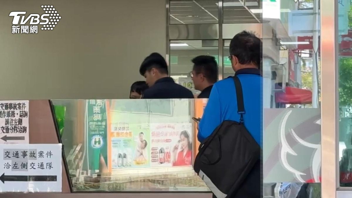 婦人反應住處近期有異常情形,家中物品遺失,導致情緒不安。(圖/TVBS)