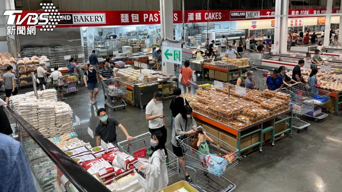 沒結帳孩子先吃!她被糾正反批:台灣育兒環境不友善 律師說話了