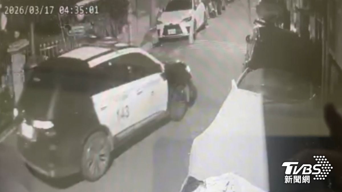 住宅區深夜傳恐怖嘶吼聲，居民報案求警勸導。（圖／TVBS）　