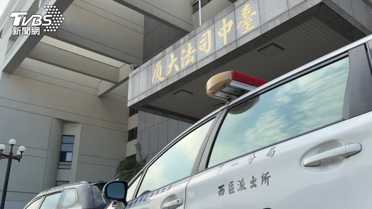 第一警分局協助處理林女打人事件。（圖／TVBS）
