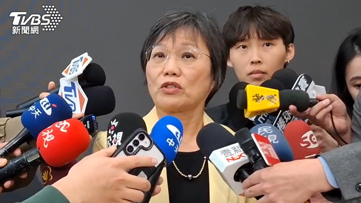 CNN稱台人憂兩岸開打拿雙重國籍避險 劉世芳秀數據打臉