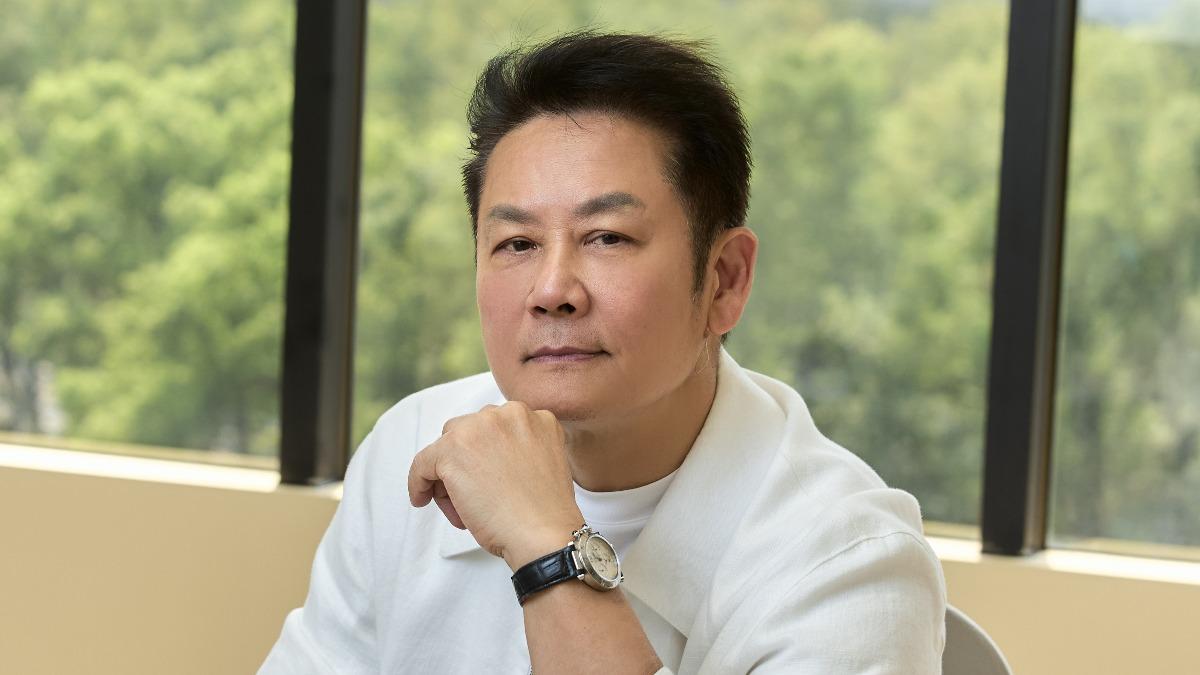 徐乃麟接下網路節目主持棒。(圖/大浪娛樂提供)