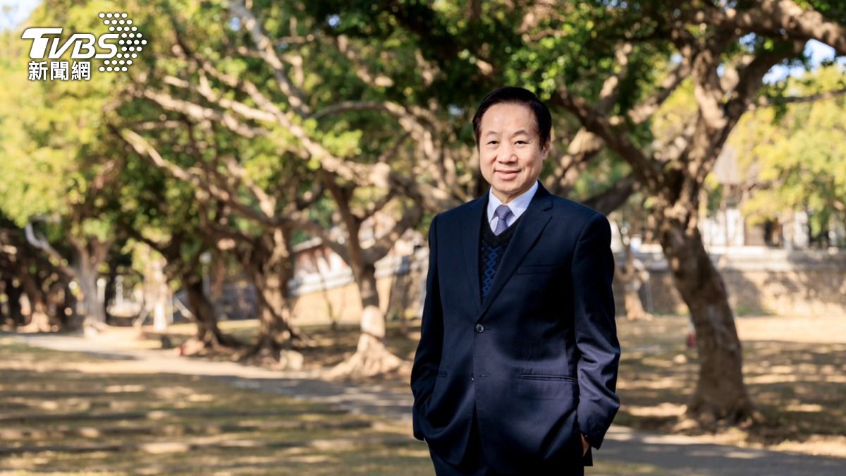東海長年推動教育創新與社會參與,不僅獲行政院頒授「國家永續發展獎」,近期也在企業評比中表現亮眼,包含104《大學品牌力》建築設計領域私校第一、《遠見雜誌》「企業最愛實習生」蟬聯中部私校第一。(圖/東海大學 提供)