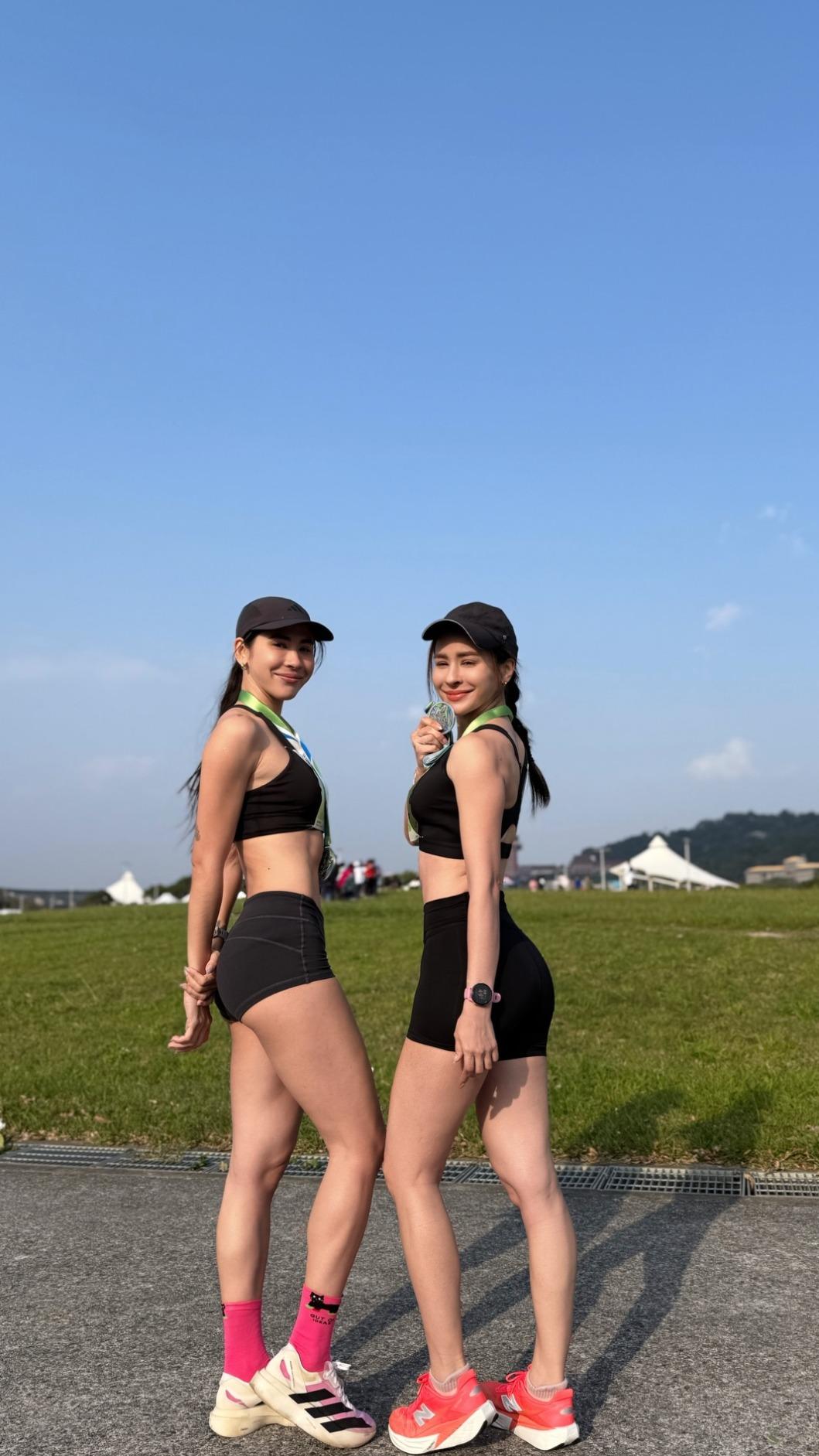 雷艾美和妹妹雷理莎。(圖/翻攝雷艾美臉書)