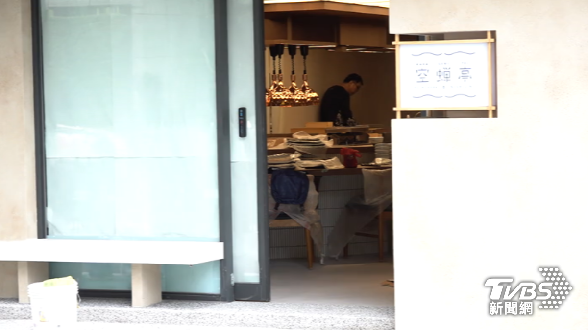 日本預約制豬排來台開店。(圖/TVBS)
