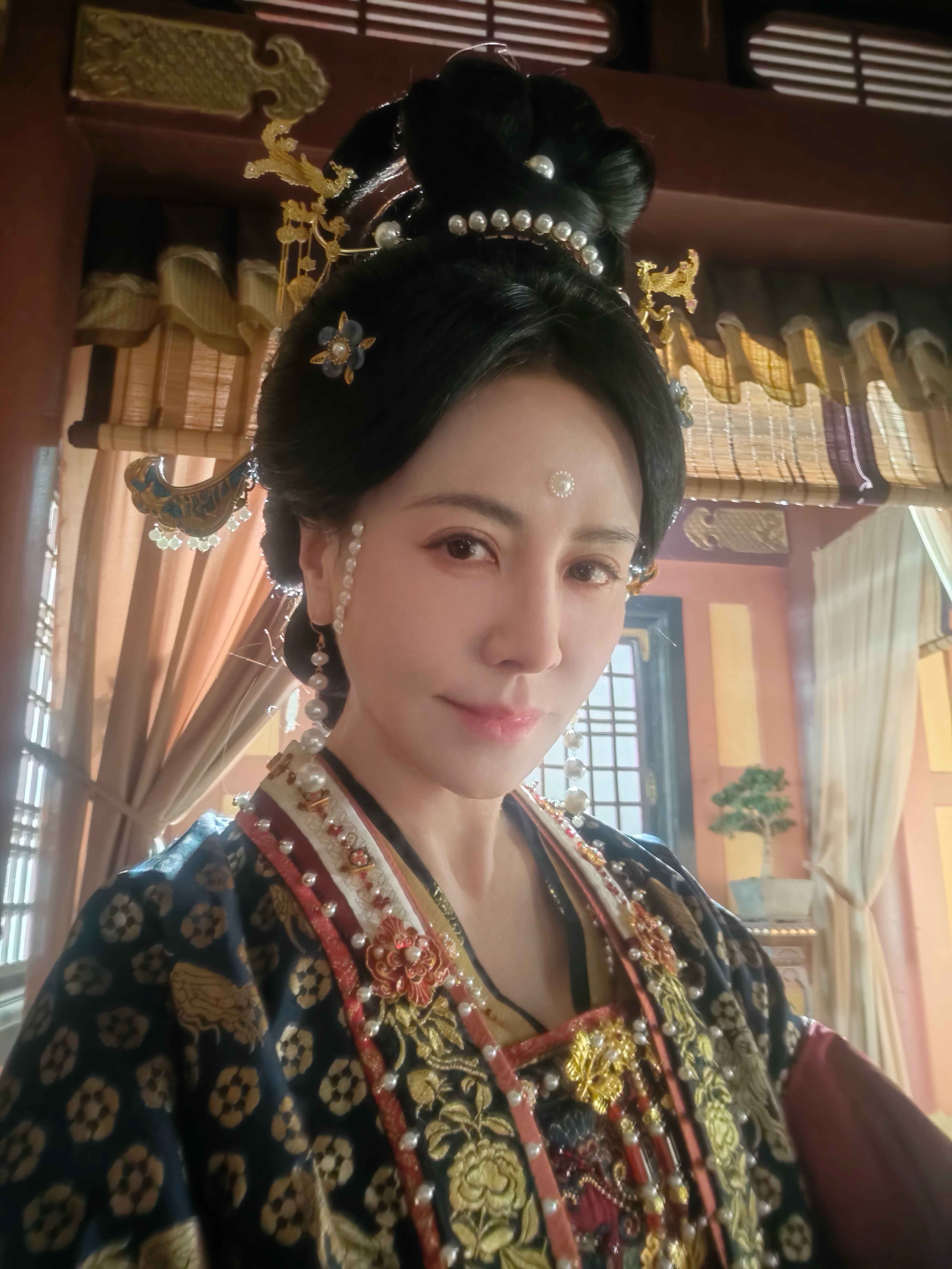 隨著《逐玉》爆紅,田麗也感受到因戲帶來的人氣。(圖/田麗工作室提供)