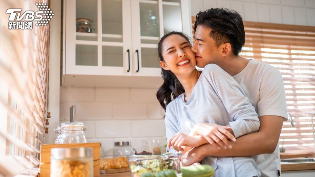 就愛妻管嚴!4星座男「老婆越兇他越愛」 巨蟹沒被管超不安
