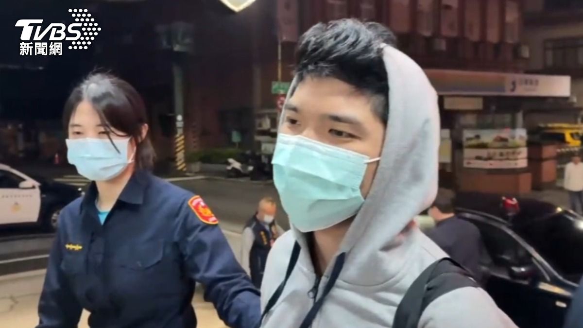晚安小雞回台秒被逮 直送金山分局偵訊喊:尊重司法配合