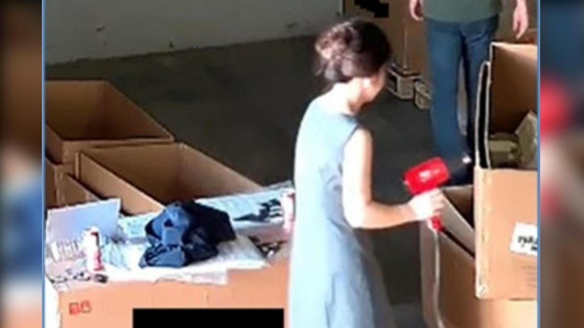 畫面中他們正準備將假AI伺服器轉移到中國。(圖/翻攝自美國司法部)
