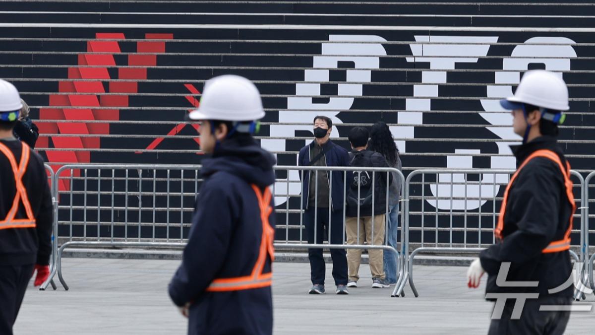 BTS光化門大秀惹民怨! HYBE「不租場館演出」吐原因:有歷史意義