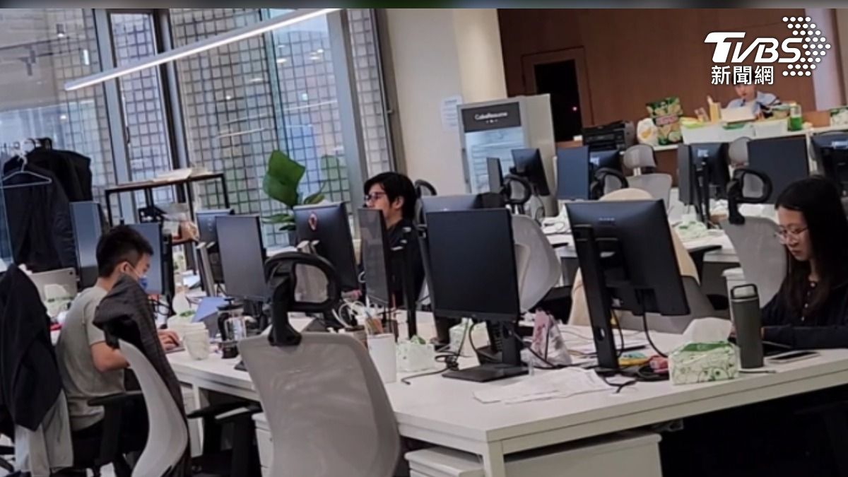 求職投500封履歷沒回音！48歲行銷師「年資縮水15年」秒錄取