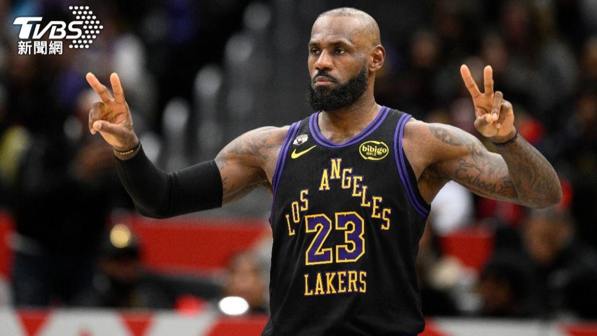 NBA/唐西奇砍60分湖人8連勝 詹姆斯創「最老大三元」紀錄