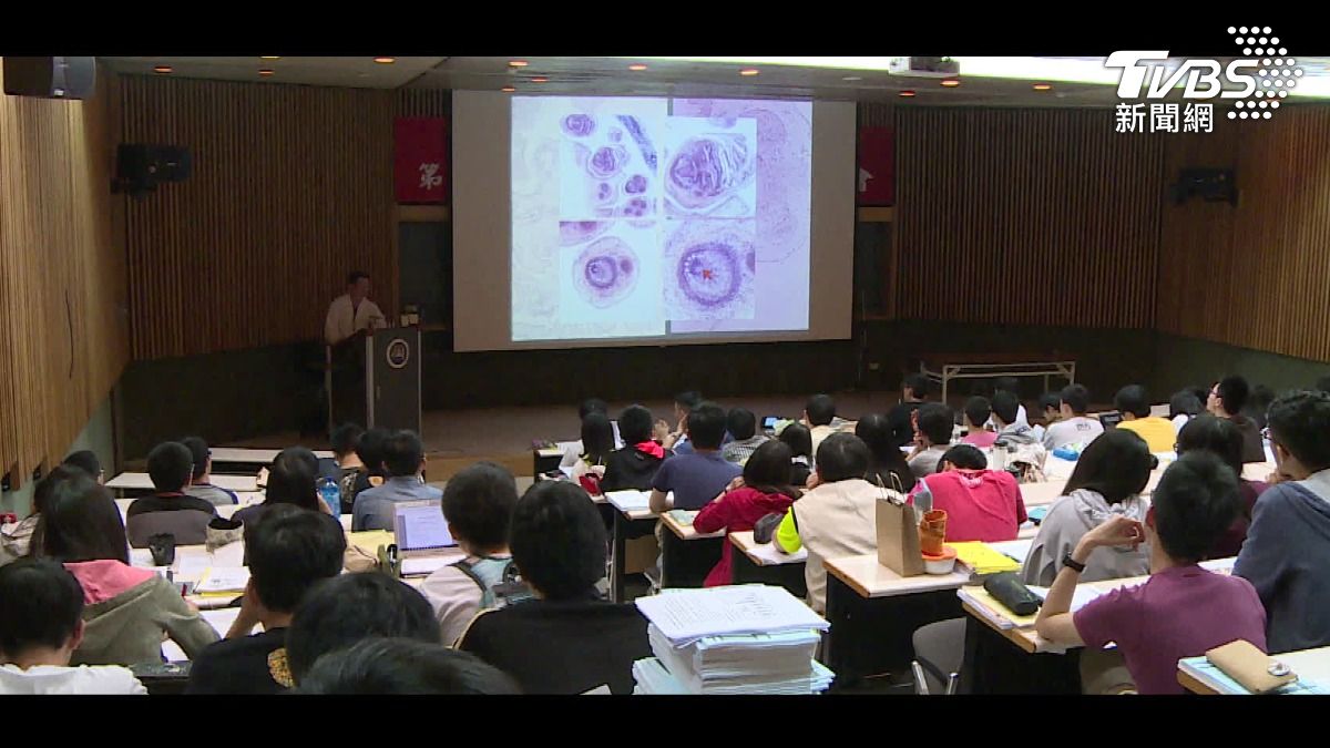 在教學、研究發表和行政等多重壓力之下,加上學術圈內體制與文化短期內難以改變,不少教授坦言出現倦勤現象。(非當事資料照/TVBS)