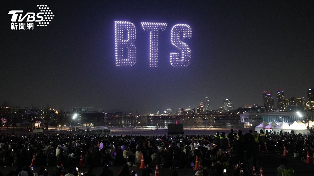 BTS光化門開唱「機場級安檢」！僅能帶2物品入場　散場低溫探5度