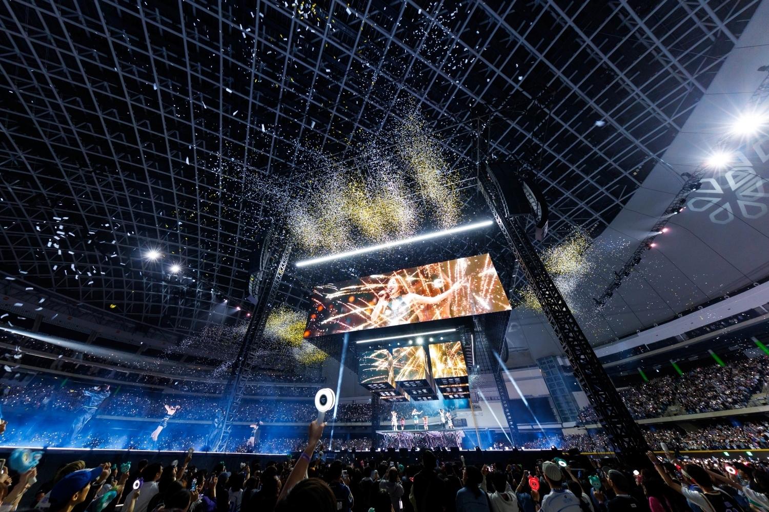 重金打造的360度設計舞台原裝來台。(圖/Live Nation Taiwan提供)