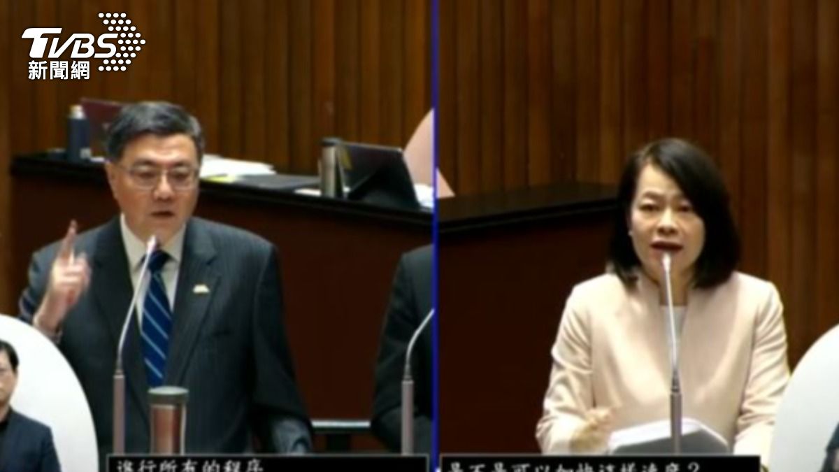 行政院長卓榮泰與國民黨立委許宇甄。(圖/TVBS)