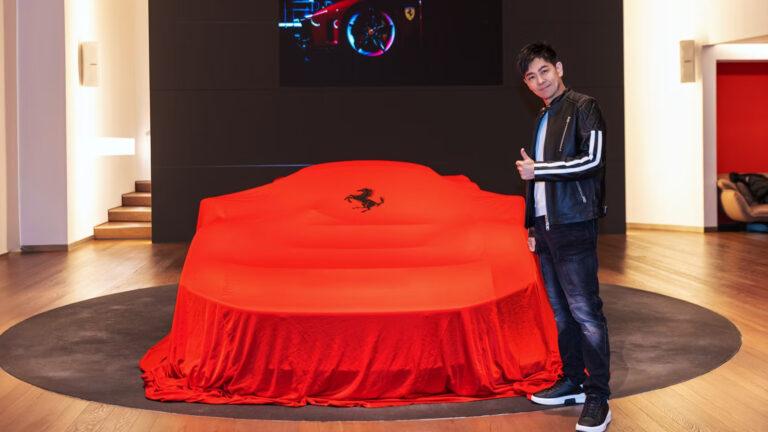 林志穎日前前往義大利Maranello交車F80，據悉斥資2億元入手。（圖／Ferrari提供）