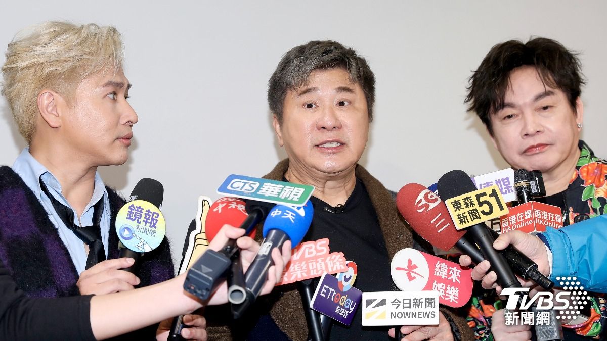 胡瓜(中)節目又傳有變動,他表示要問華視。(圖/張哲鳴攝)