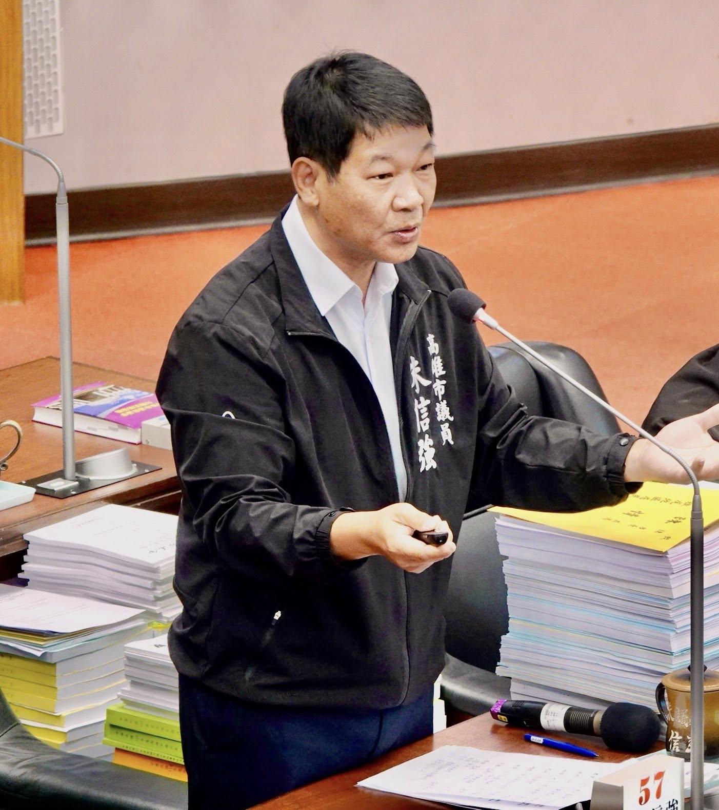 高雄無黨籍議員朱信強宣布不再參選。（圖／朱信強臉書）