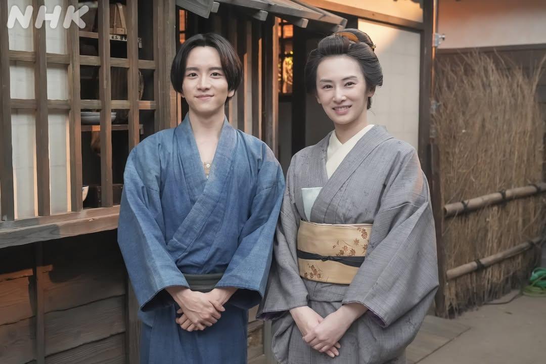 北川景子-板垣李光人-怪談作家之妻-北川景子東京甩尾-北川景子玩命關頭-怪談作家-ばけばけ-李光人-李光人字跡-雨清水家