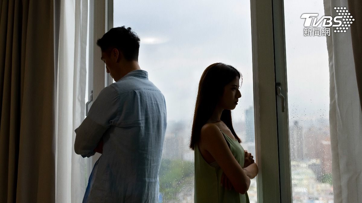 婆媳吵不完!心理師揭「媽寶老公」5大特徵:1招奪回婚姻主導權