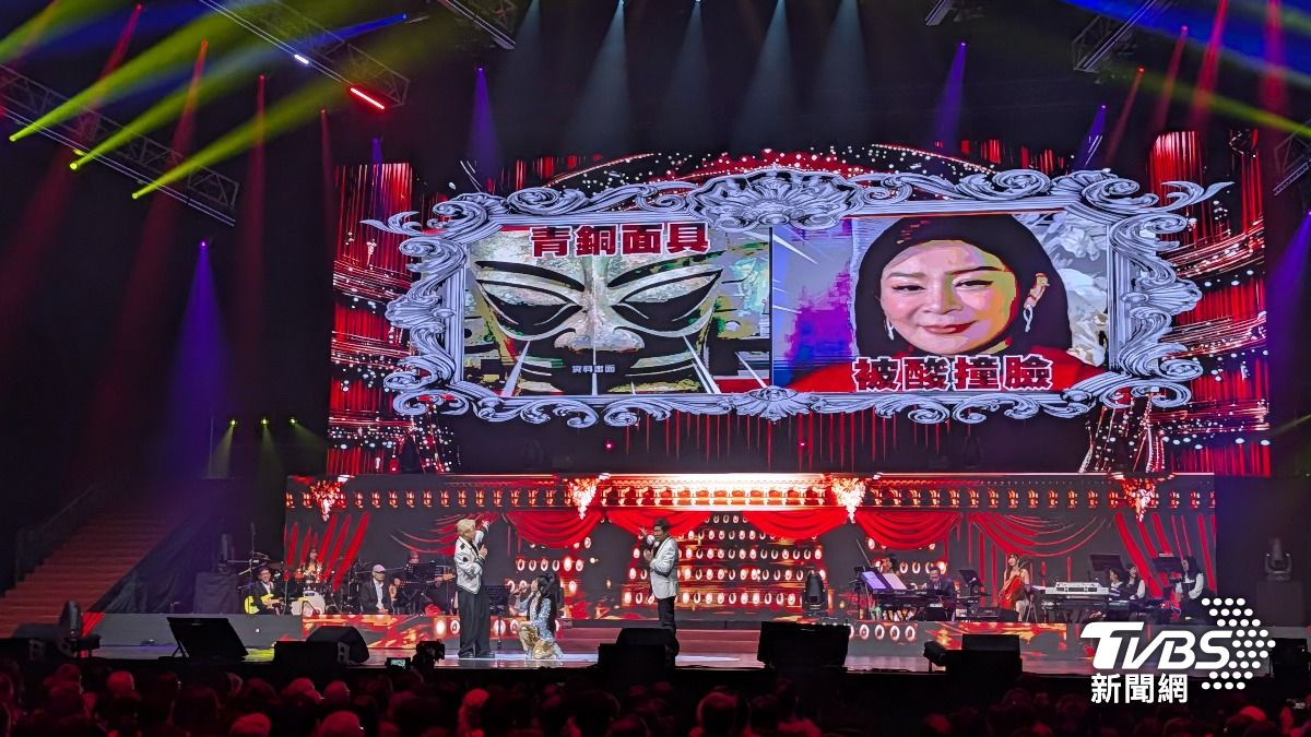 王彩樺被說撞臉青銅面具。(圖/趙世平攝)