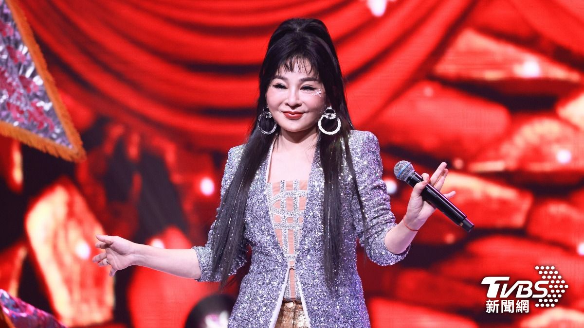 王彩樺登台演出。（圖／趙世平攝）