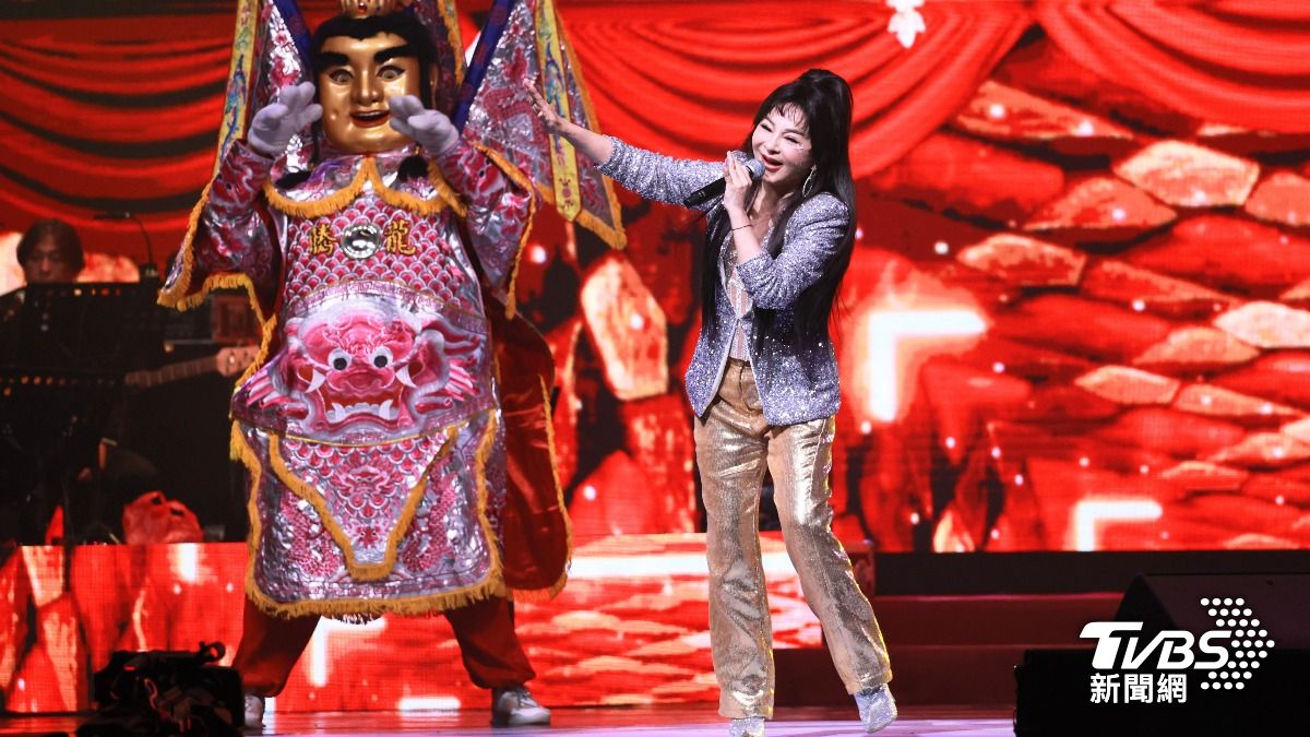 王彩樺登台演出。(圖/趙世平攝)