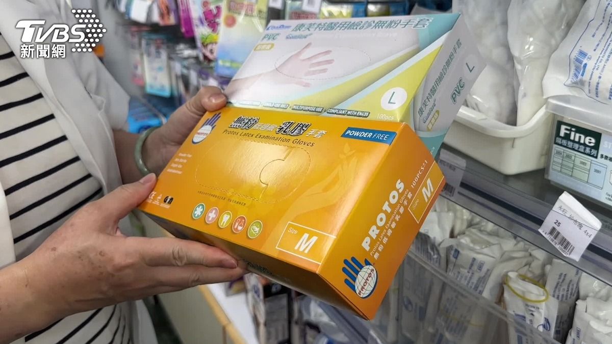 藥局預估未來漲最多的會是塑膠手套,可能會貴個3成左右。(圖/TVBS)