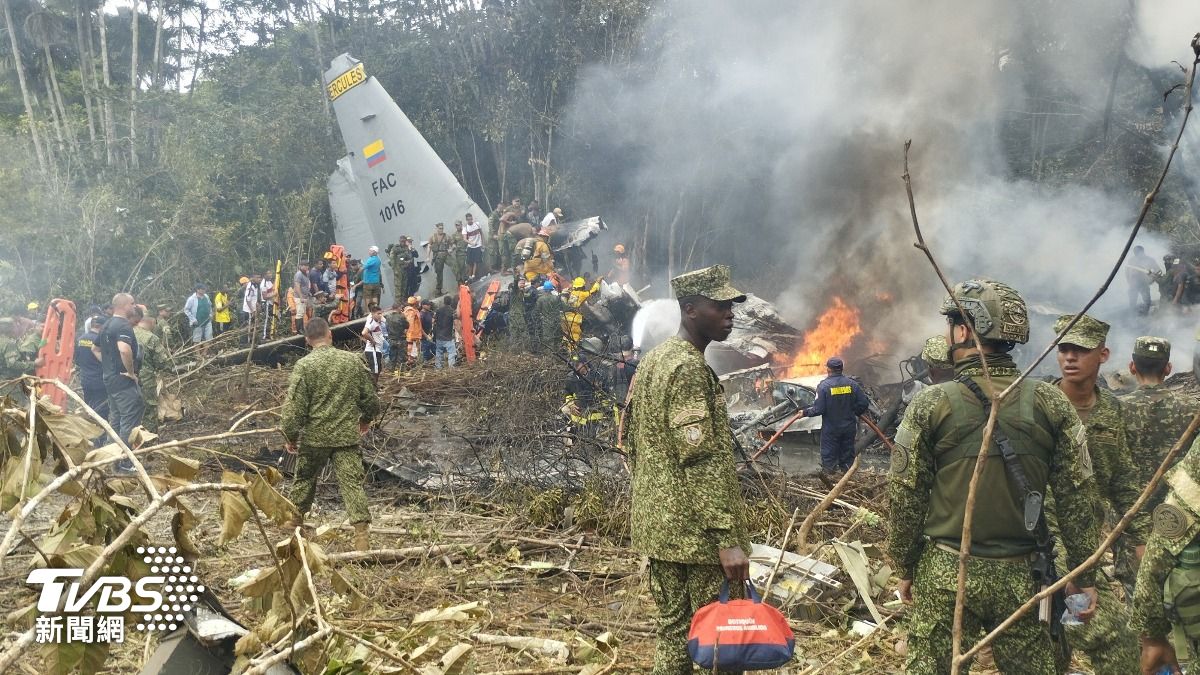 哥倫比亞載125人軍機墜毀 地方官員:8死逾80傷