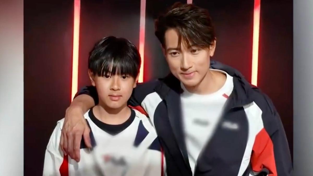 吳尊帶12歲兒同框!「最強凍齡」外型帥到上熱搜 網狂讚:像兄弟