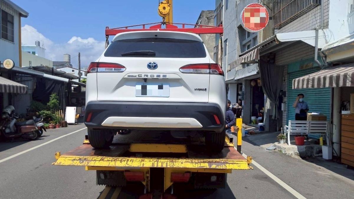 執行人員利用AI行動神捕查獲欠稅義務人車輛。（圖／行政執行署花蓮分署提供）