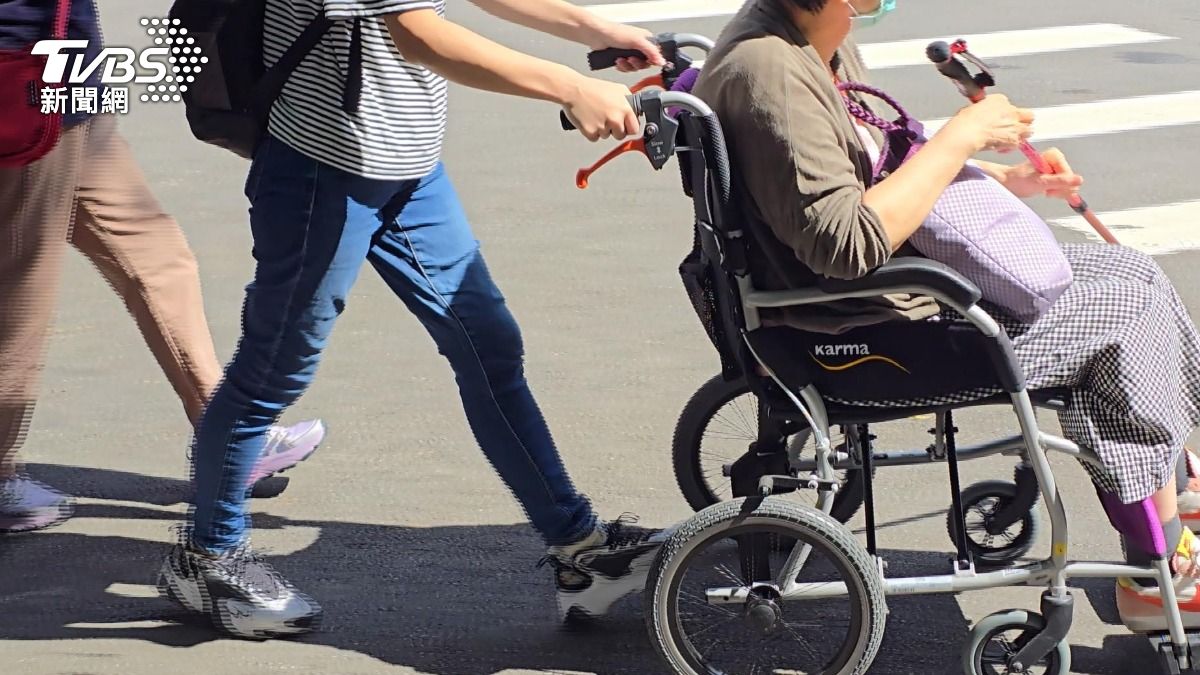 人到44歲開始變老?醫揭2大老化關鍵年齡 60歲後免疫力下降更明顯!(圖/TVBS)