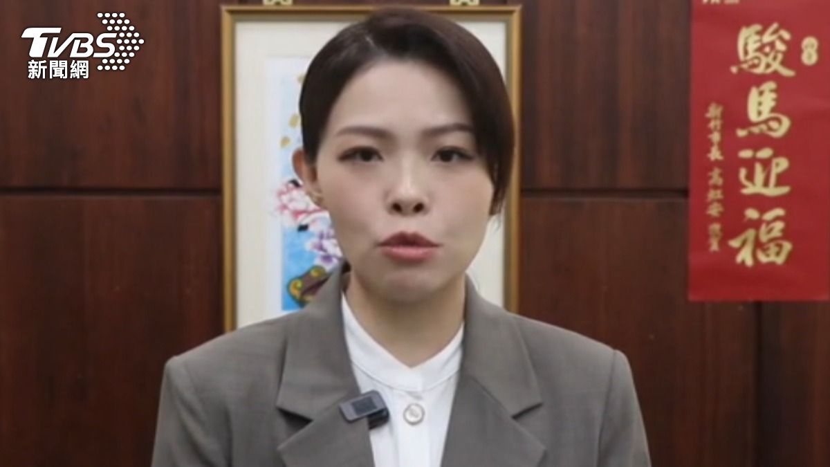 新竹市長高虹安嚴正駁斥收受700萬元,痛批是子虛烏有。(圖/TVBS)