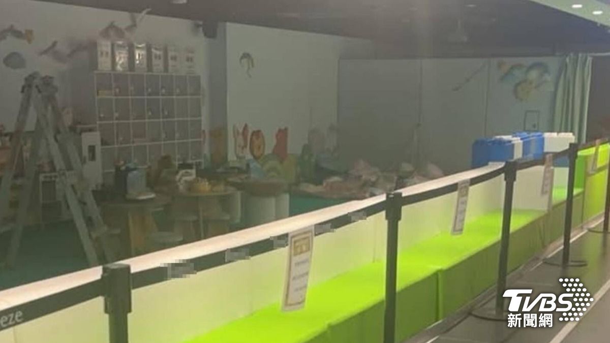 位在台北市百貨裡的「聰明小玩家」南京館突然停業。（圖片來源／業者IG）