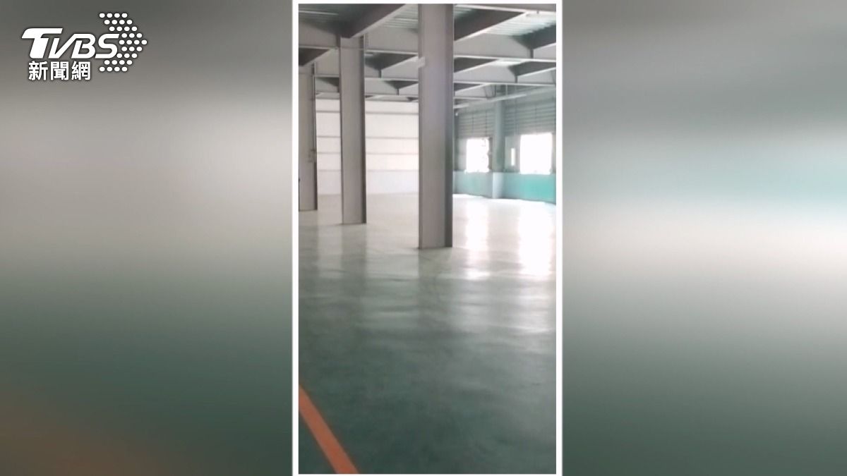 老闆住院期間,發現有人變賣公司紙箱,連機台等設備都被賤賣。(圖/民眾提供)