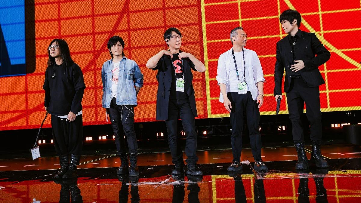 五月天首曝彩排機密!阿信香港唱一半「當場脫褲」全被拍 粉絲暴動了
