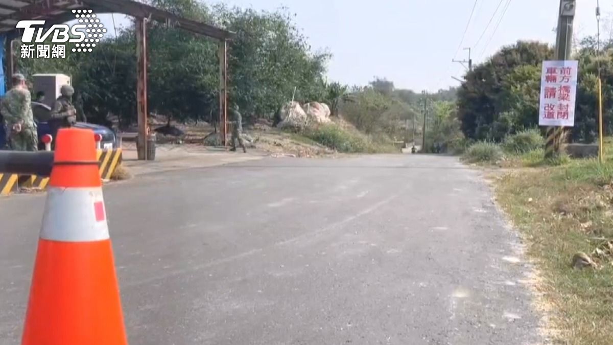 軍方首度炸橋!國軍爆破拆雲林危橋。(圖/TVBS)